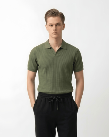 DROP NIDDLE KNITTED POLO | OLIVE